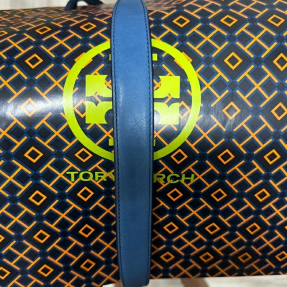 Tory Burch Thea Woven Shoulder Bag - Picture 8 of 14